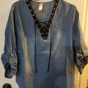 Jean blouse with front laces